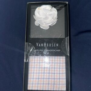 🆕Van Heusen Lapel Pin & Handkerchief